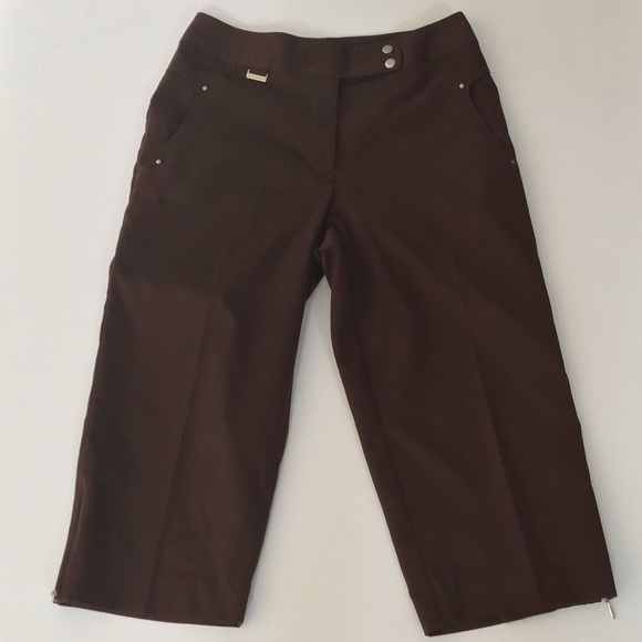 Bette & Court Brown Golf Capri Pants Size 4 NWOT - Picture 1 of 5
